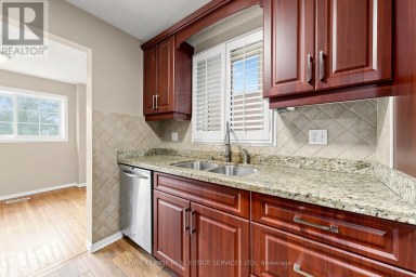 37 WOODSVIEW AVENUE Toronto (West Humber-Clairville) Ontario photo 18