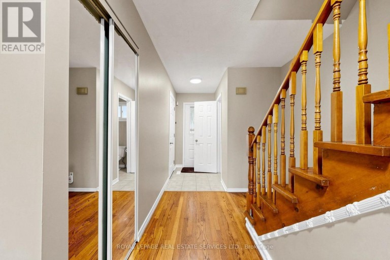 37 WOODSVIEW AVENUE, Toronto (West Humber-Clairville), Ontario, M9W6B9