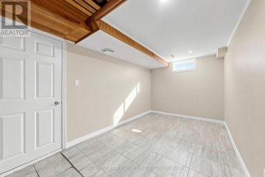 37 WOODSVIEW AVENUE Toronto (West Humber-Clairville) Ontario photo 42
