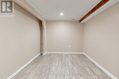 37 WOODSVIEW AVENUE Toronto (West Humber-Clairville) Ontario photo 44
