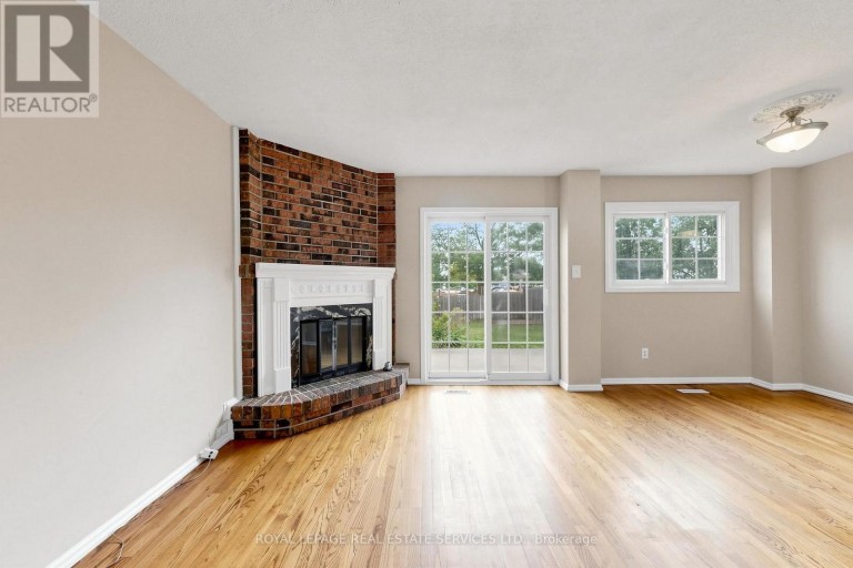 37 WOODSVIEW AVENUE, Toronto (West Humber-Clairville), Ontario, M9W6B9