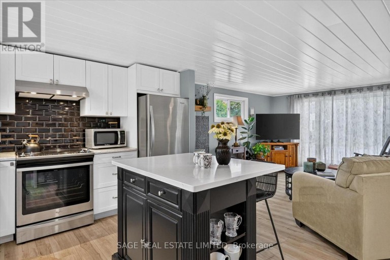 78 WILLIAM STREET, Kawartha Lakes (Bobcaygeon), Ontario, K0M1A0