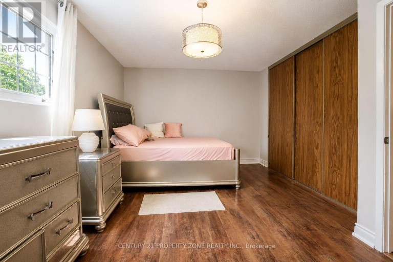 27 MADRID CRESCENT N, Brampton (Central Park), Ontario, L6S2X5