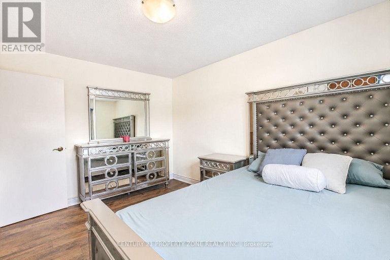 27 MADRID CRESCENT N, Brampton (Central Park), Ontario, L6S2X5