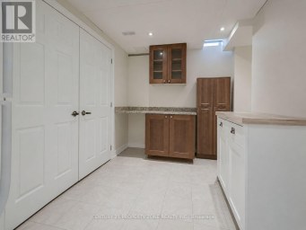 27 MADRID CRESCENT N Brampton (Central Park) Ontario photo 26