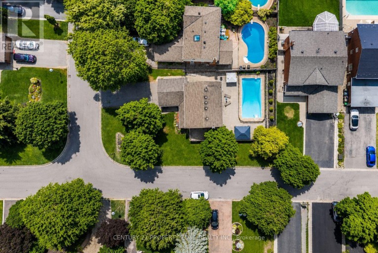 27 MADRID CRESCENT N, Brampton (Central Park), Ontario, L6S2X5