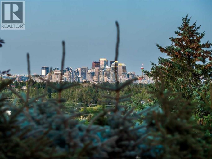 2724 Signal Ridge View SW, Calgary, Alberta, T3H2J5