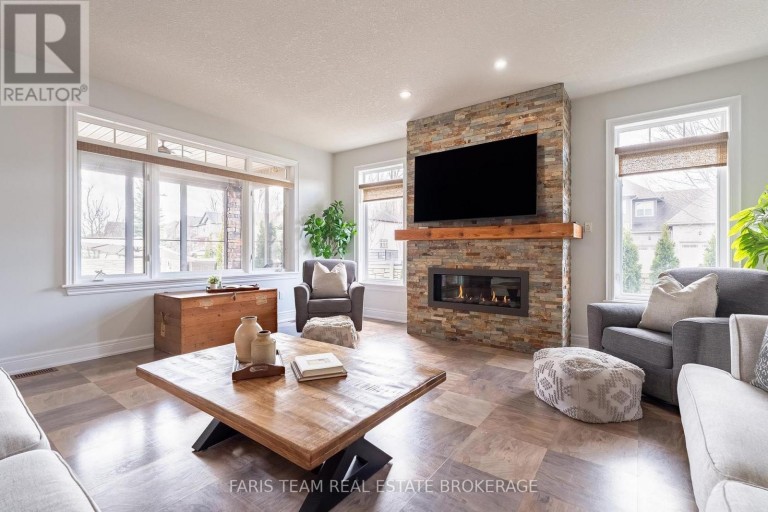 3063 STONE RIDGE BOULEVARD, Orillia, Ontario, L3V0A3