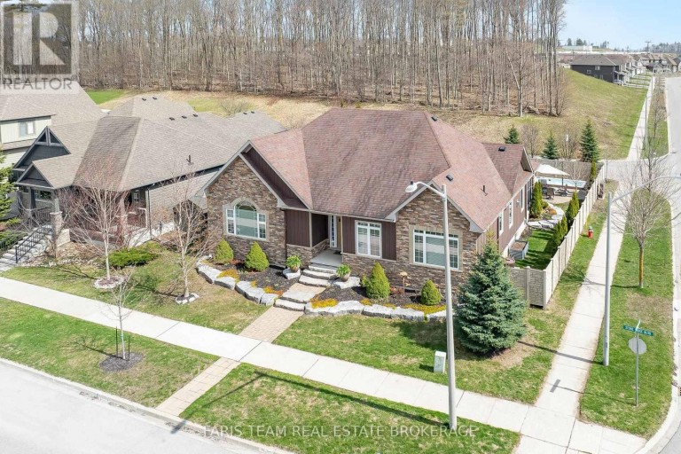 3063 STONE RIDGE BOULEVARD, Orillia, Ontario, L3V0A3