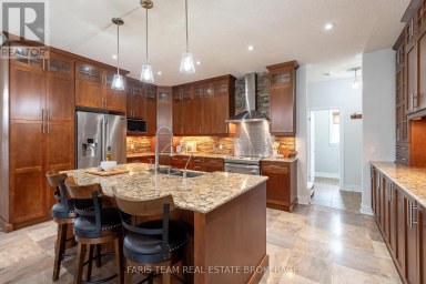 3063 STONE RIDGE BOULEVARD Orillia Ontario photo 6