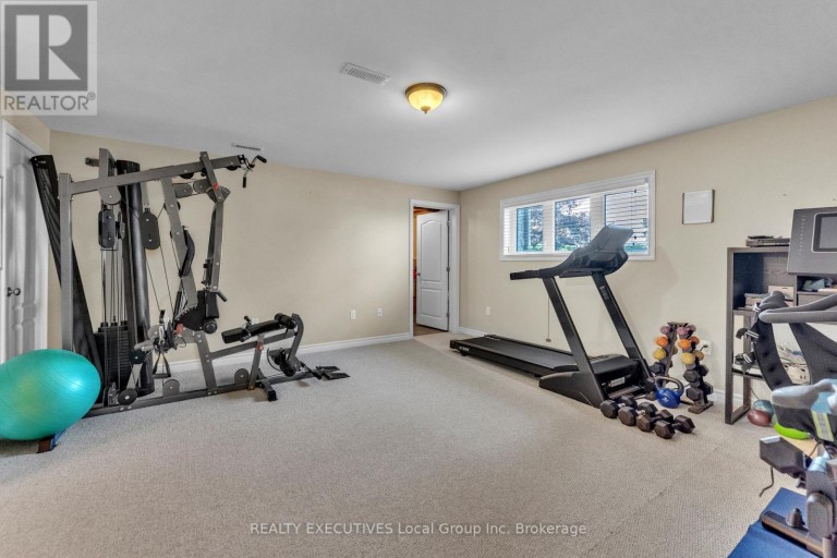 124 FAIRWAY DRIVE, Callander, Ontario, P0H1H0