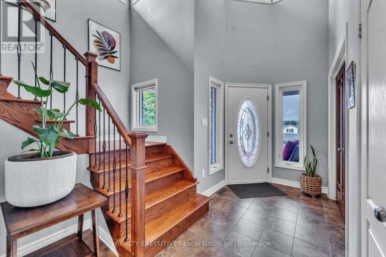 124 FAIRWAY DRIVE, Callander, Ontario, P0H1H0