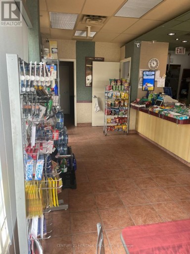 5555 EGLINTON AVENUE W, Toronto (Eringate-Centennial-West Deane), Ontario, M9C5M1