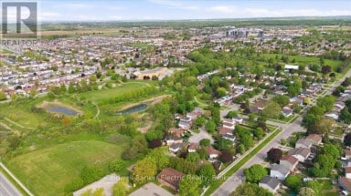 3 WALBRIDGE COURT Clarington (Bowmanville) Ontario photo 44