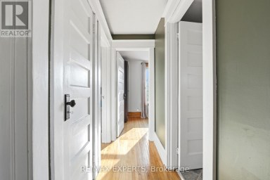 18 ROWE STREET Oshawa (Central) Ontario photo 21
