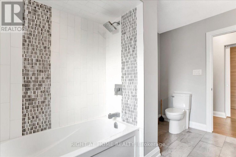88 COOK STREET, Barrie (Codrington), Ontario, L4M4G6