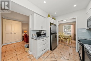 37 SAINT LUCIE DRIVE Toronto (Humbermede) Ontario photo 14