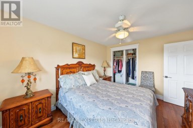 37 SAINT LUCIE DRIVE Toronto (Humbermede) Ontario photo 24