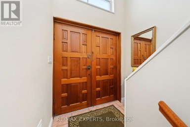 37 SAINT LUCIE DRIVE Toronto (Humbermede) Ontario photo 4