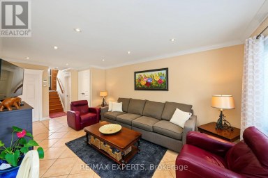37 SAINT LUCIE DRIVE Toronto (Humbermede) Ontario photo 9