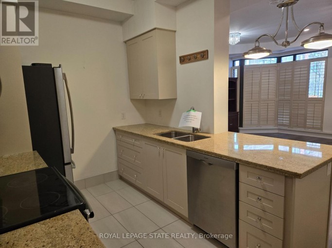 410 - 112 KING STREET E, Hamilton (Beasley), Ontario, L8N1A8