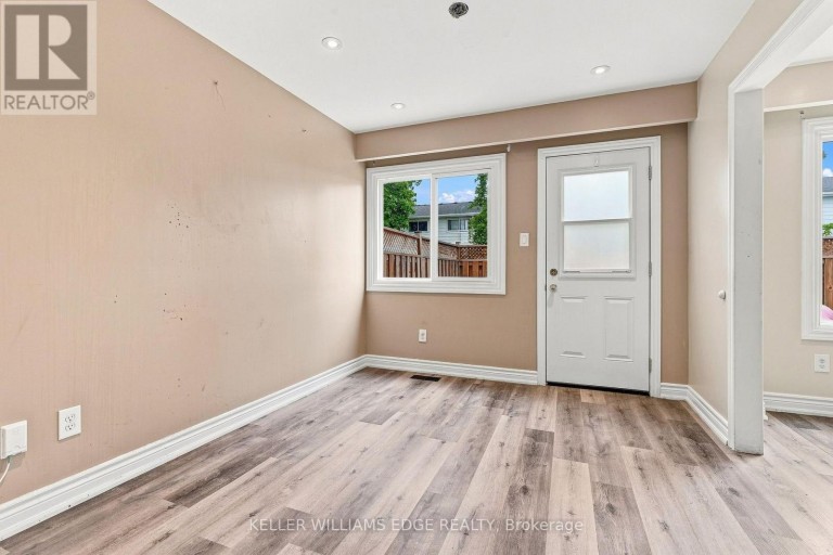 82 ST. ANDREWS DRIVE, Hamilton (Vincent), Ontario, L8K6H4