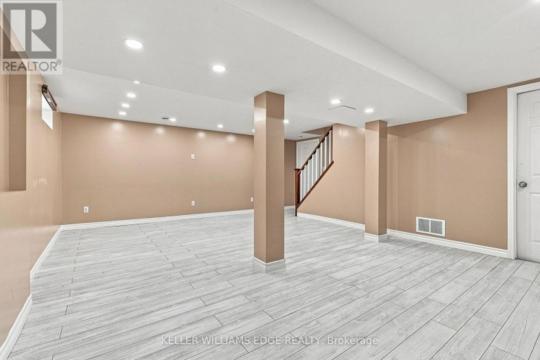 82 ST. ANDREWS DRIVE, Hamilton (Vincent), Ontario, L8K6H4