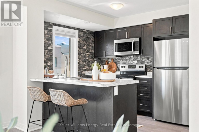 29C LOOKOUT DRIVE, Clarington (Bowmanville), Ontario, L1C7G1