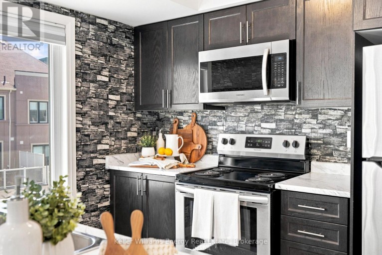 29C LOOKOUT DRIVE, Clarington (Bowmanville), Ontario, L1C7G1