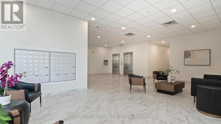 215 - 865 KLEINBURG DRIVE, London North (North B), Ontario, N5X0P4