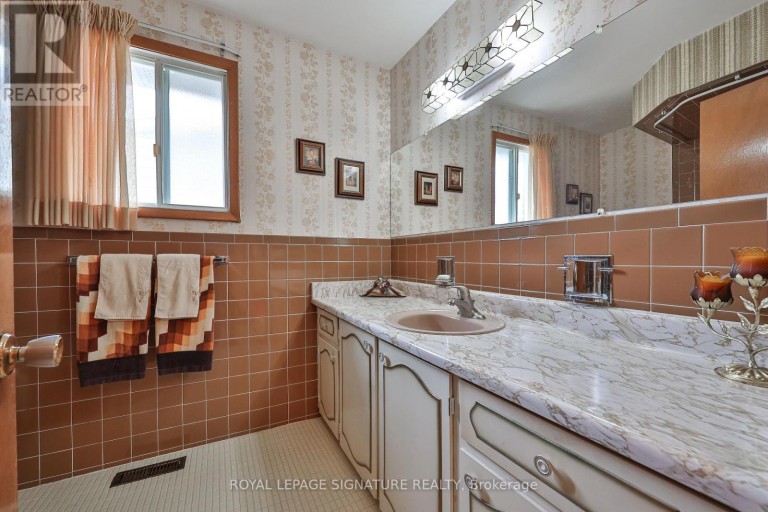 14 LOGSTONE CRESCENT, Toronto (Morningside), Ontario, M1E4M3