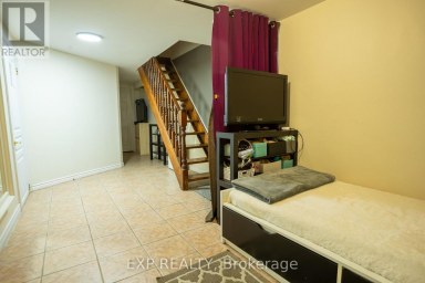 971 LANSDOWNE AVENUE Toronto (Dovercourt-Wallace Emerson-Junction) Ontario photo 14