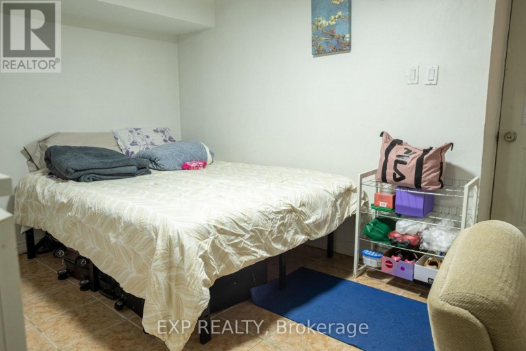 971 LANSDOWNE AVENUE, Toronto (Dovercourt-Wallace Emerson-Junction), Ontario, M6H3Z5