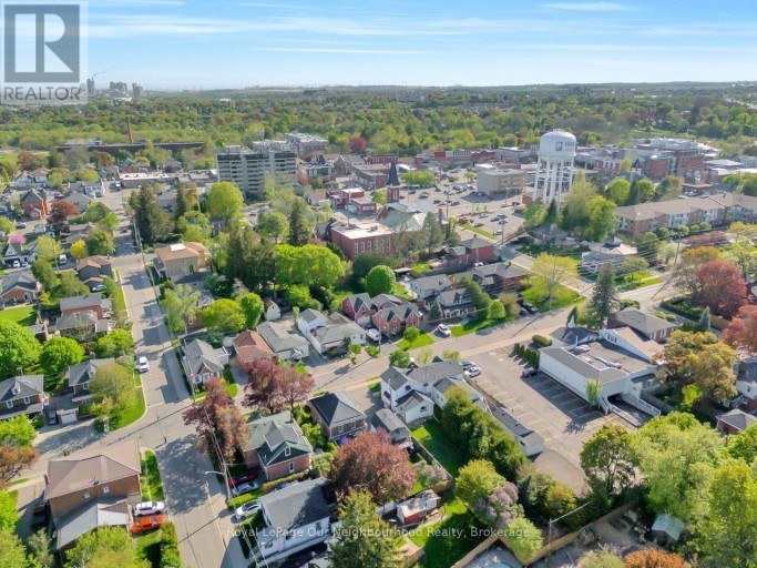 66 WELLINGTON STREET, Clarington (Bowmanville), Ontario, L1C1V5