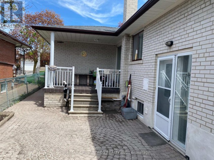 91 BICKERTON CRESCENT, Toronto (Pleasant View), Ontario, M2J3T2