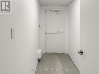 UNIT 1 - 69-71 DUNDAS STREET W Quinte West (Trenton Ward) Ontario photo 11