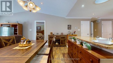 54 NEW YORK AVENUE Wasaga Beach Ontario photo 21
