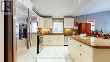 54 NEW YORK AVENUE Wasaga Beach Ontario photo 7