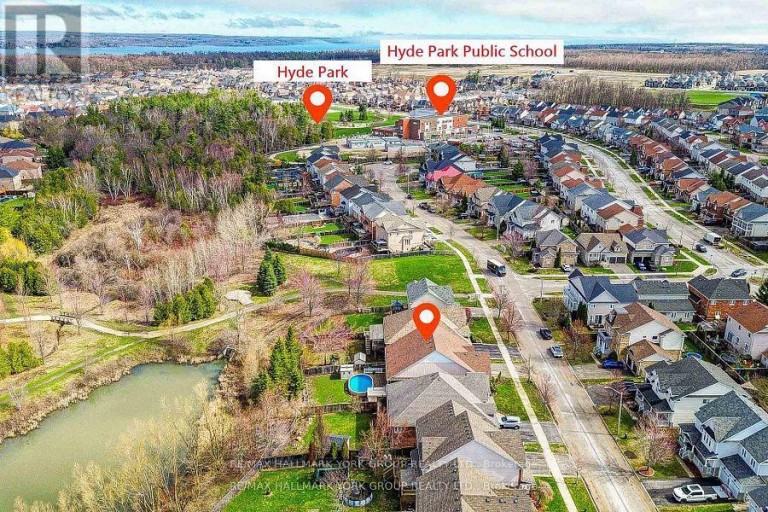 26 REGALIA WAY, Barrie (Innis-Shore), Ontario, L4M7H7