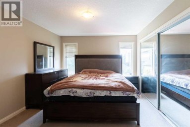 27 Fairmont Road S Lethbridge Alberta photo 16