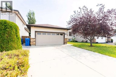 27 Fairmont Road S Lethbridge Alberta photo 3
