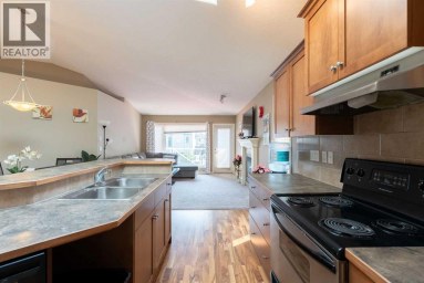 27 Fairmont Road S Lethbridge Alberta photo 8