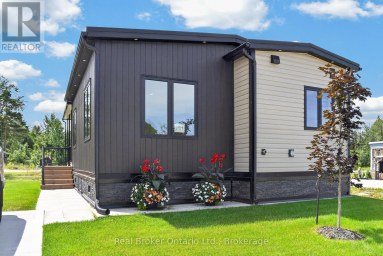 1414 - 5007 HIGHWAY 21 HIGHWAY Saugeen Shores Ontario photo 1