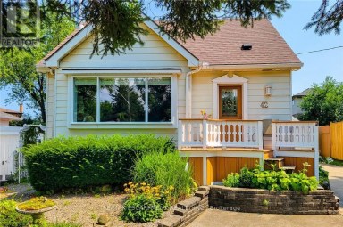 42 LAKE AVENUE N Hamilton (Riverdale) Ontario photo 1