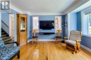 42 LAKE AVENUE N Hamilton (Riverdale) Ontario photo 15
