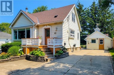 42 LAKE AVENUE N Hamilton (Riverdale) Ontario photo 2