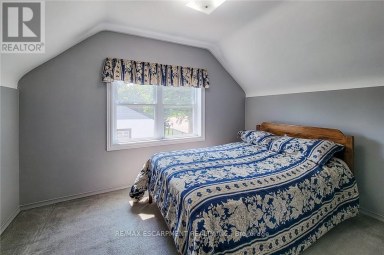 42 LAKE AVENUE N Hamilton (Riverdale) Ontario photo 24