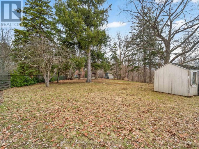 27 OLD YONGE STREET, Toronto (Bridle Path-Sunnybrook-York Mills), Ontario, M2P1P6
