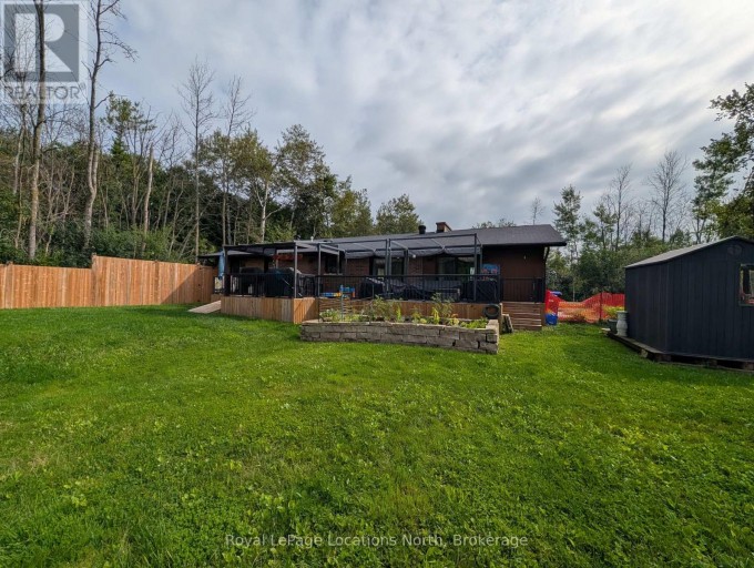 252 LYONS COURT, Wasaga Beach, Ontario, L9Z1V1
