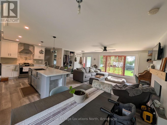 252 LYONS COURT, Wasaga Beach, Ontario, L9Z1V1
